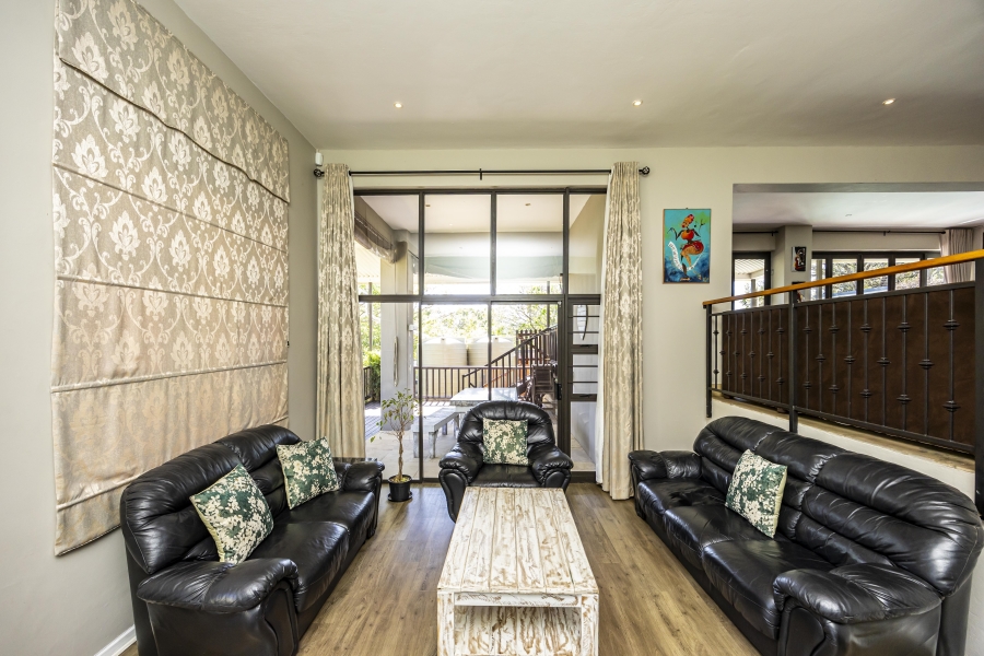 5 Bedroom Property for Sale in Beacon Bay Eastern Cape